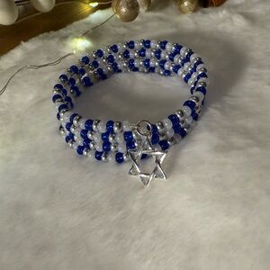 Hanukkah Jewish Memory Wire Blue and Silver Beaded Bracelet with Star of David